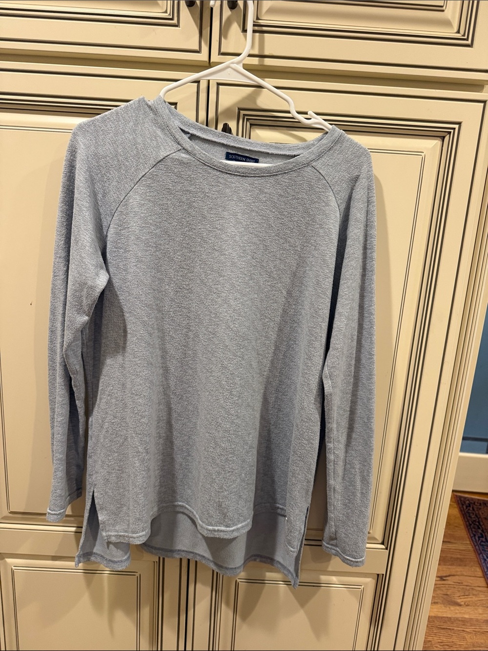 Southern Tide Heather Gray Long Sleeve Women's Jersey Top